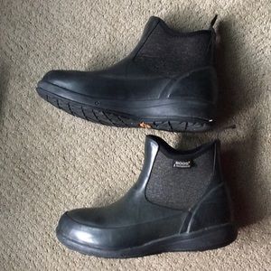 Women’s Bog’s bootie insulated winter boot